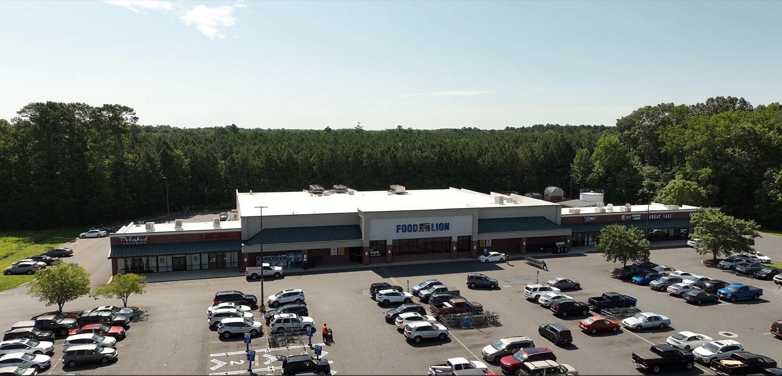 Oak Hall Marketplace